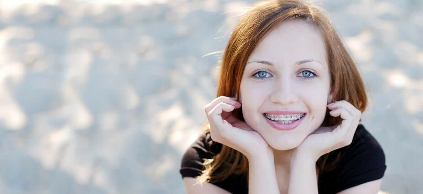 metal-braces-orthodontics-in-dubai dental clinic dubai